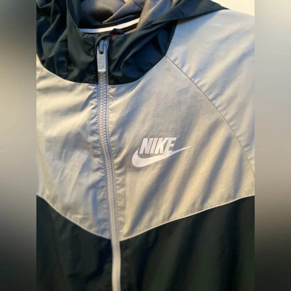 Nike Windrunner lined color block hooded jacket XL